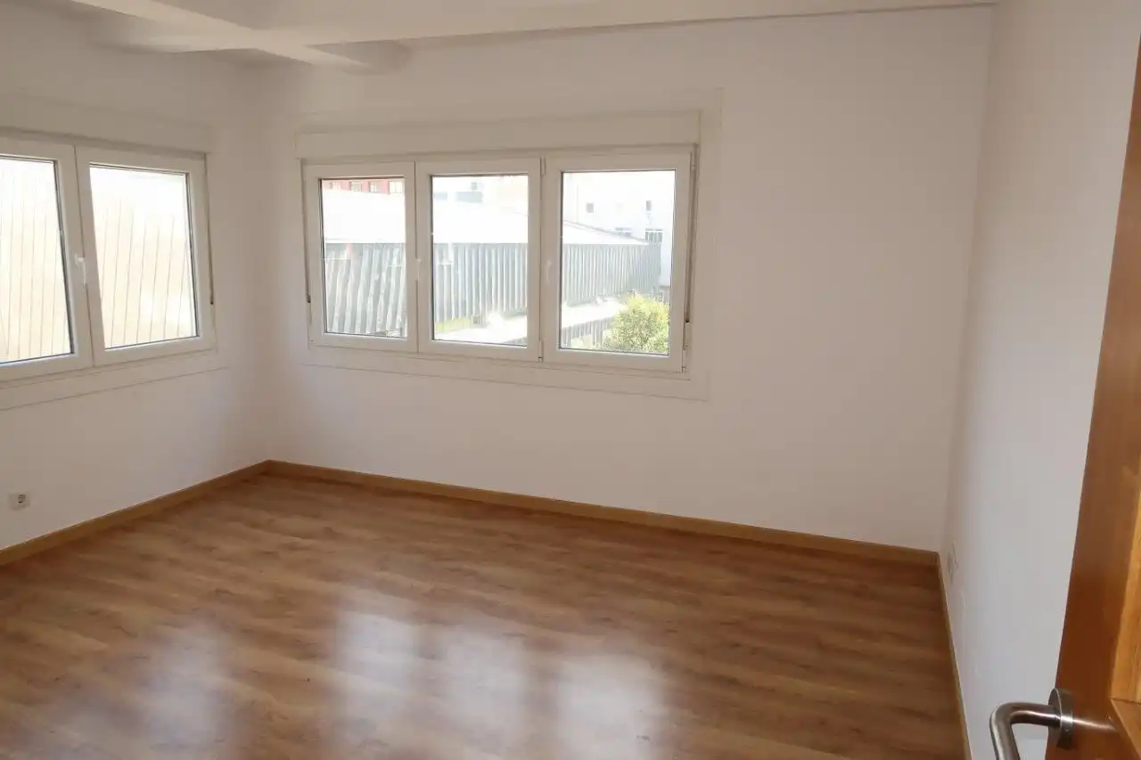 Habitación de Edificio en venta en A Coruña Capital 