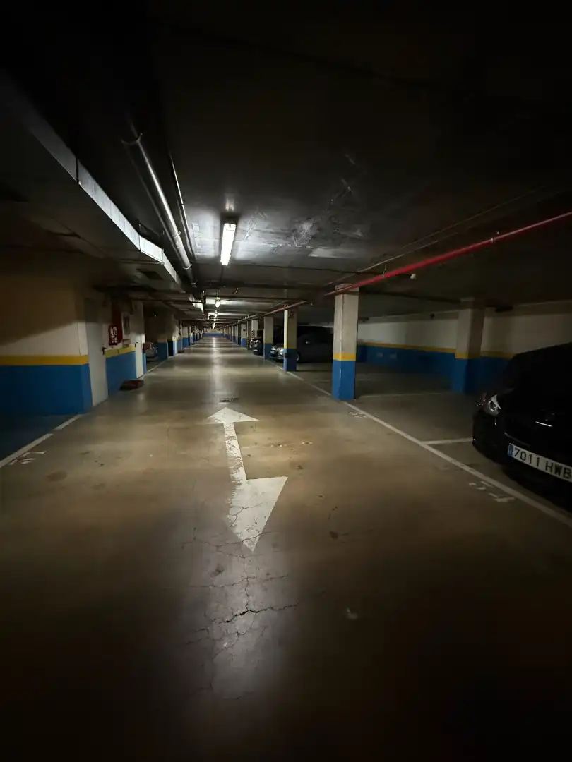 Parkplatz von Dachboden zur Miete in Guadalajara mit Klimaanlage, Heizung und Terrasse