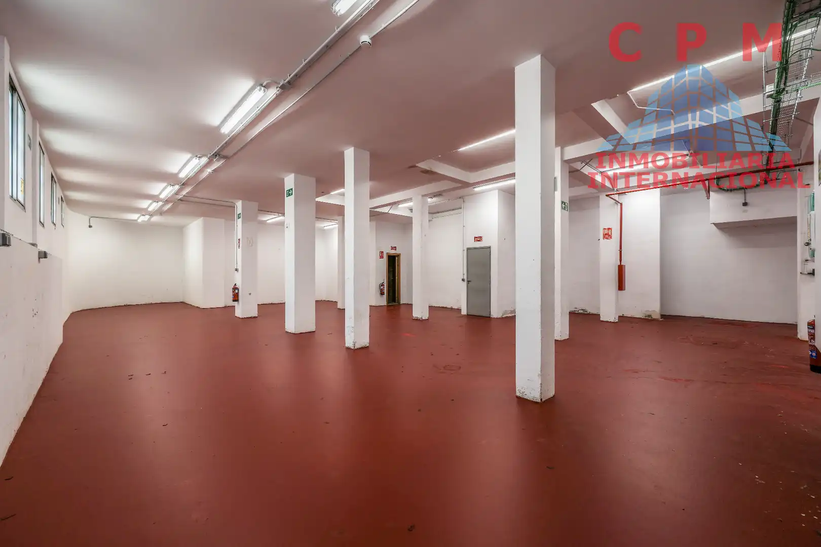 Nau industrial en venda en Madrid amb Calefacció i Alarma