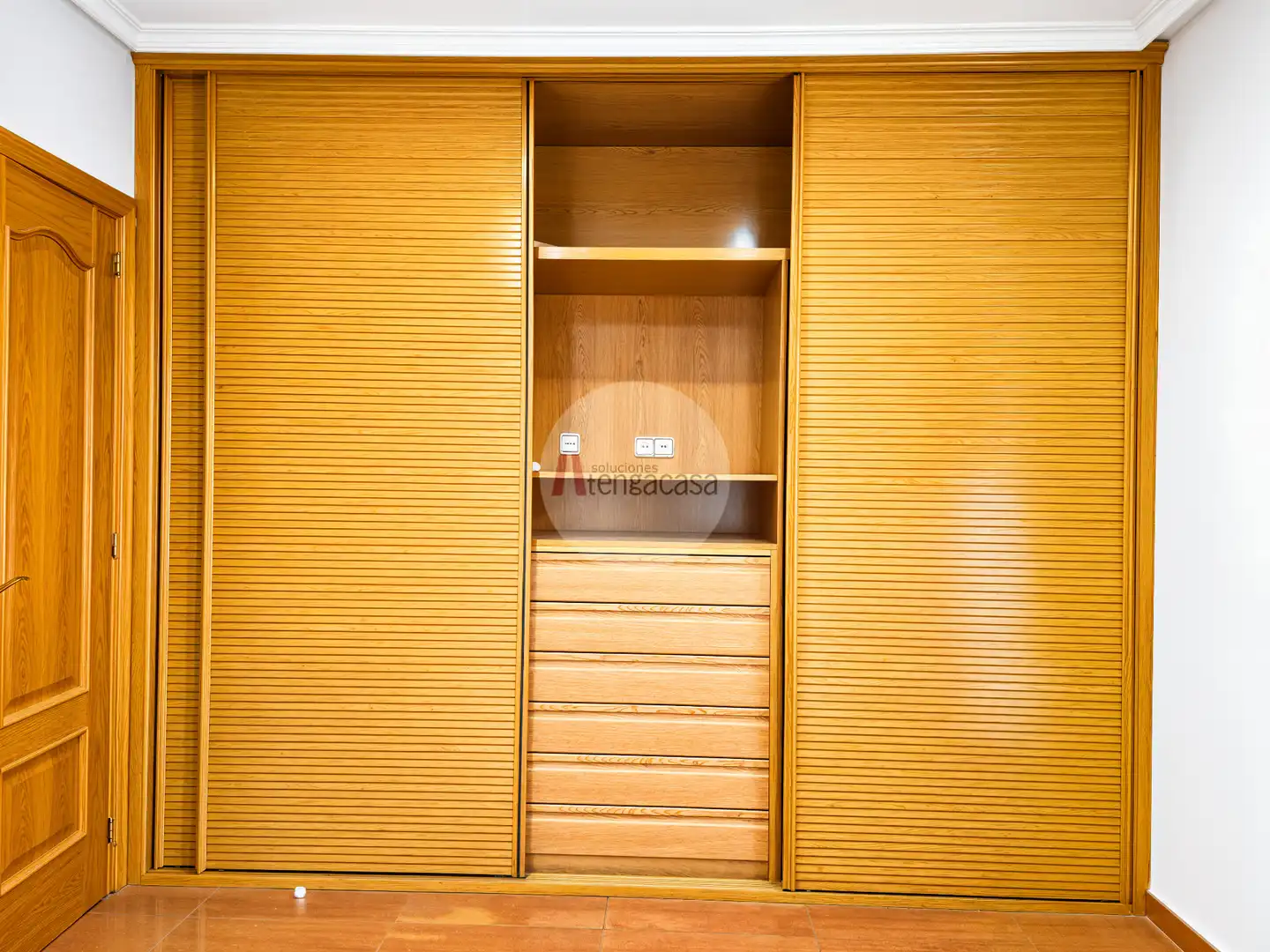 Bedroom of Flat for rent in Madrid  with Air Conditioner, Heating and Oven