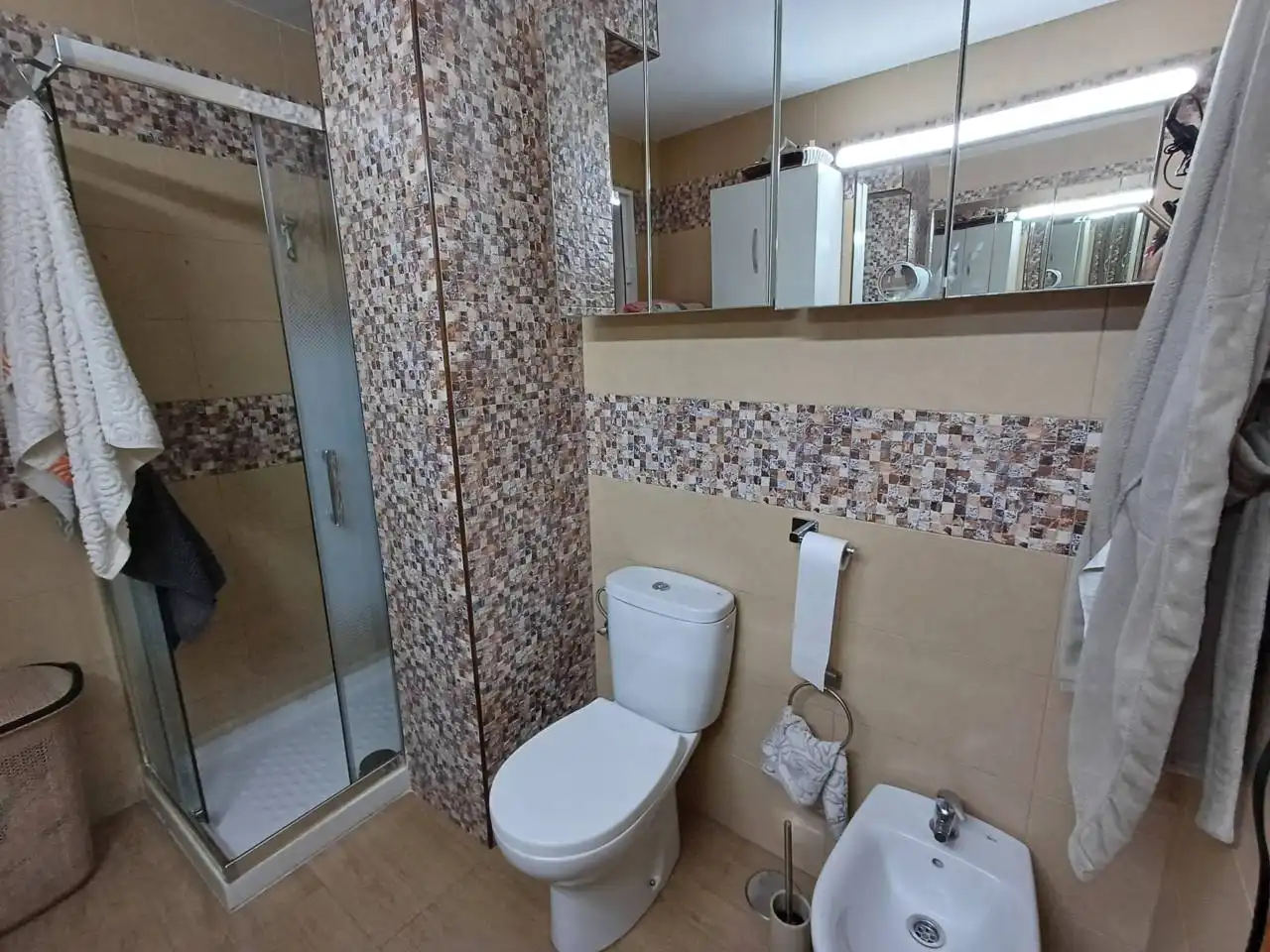 Baño de Piso en venta en Huelva con Aire acondicionado y Amueblado