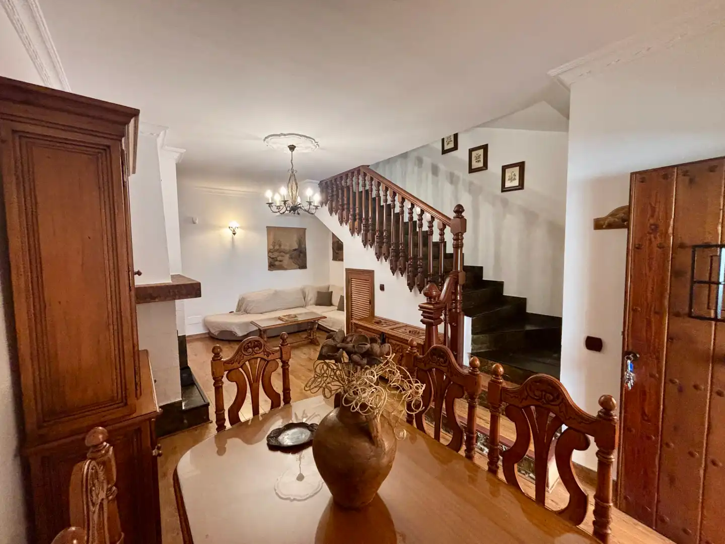 Esszimmer von Einfamilien-Reihenhaus zur Miete in Mijas mit Klimaanlage, Heizung und Möbliert