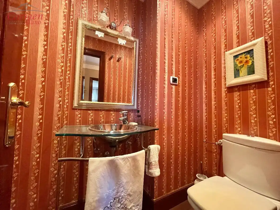Baño de Dúplex en venta en Getxo  con Calefacción, Terraza y Trastero