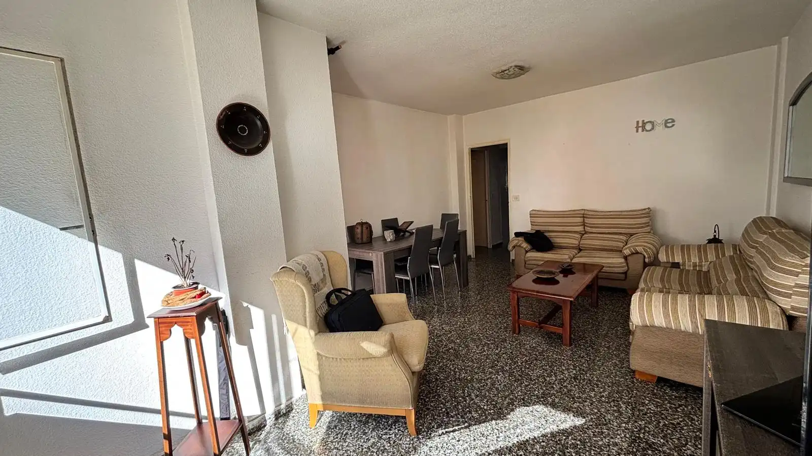 Sala d'estar de Pis en venda en Cartagena amb Terrassa i Moblat