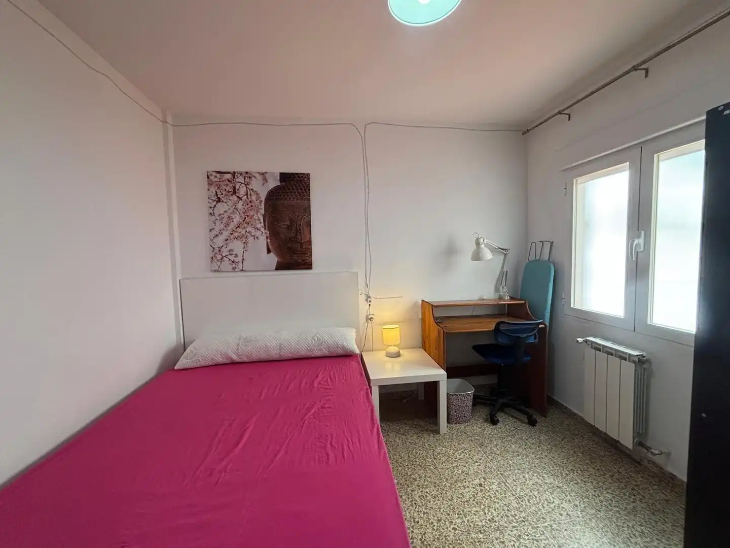 Bedroom of Flat for rent in Granada  with Heating, Terrace and Furnished