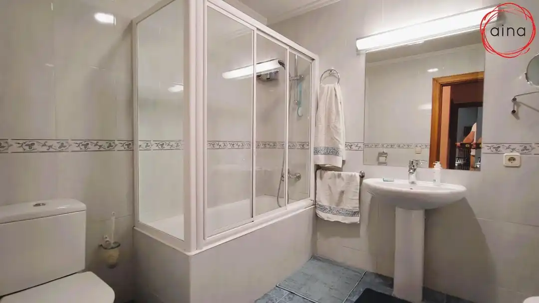 Bathroom of Houses for sale in Iza / Itza  with Heating, Private garden and Terrace