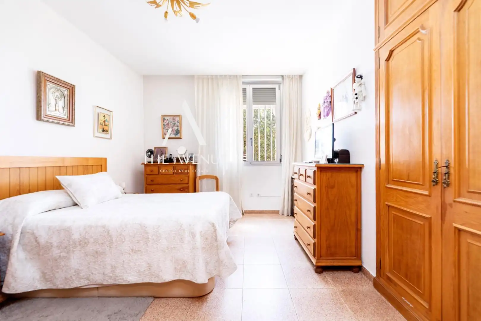 Dormitori de Casa o xalet en venda en Boadilla del Monte amb Calefacció, Jardí privat i Terrassa