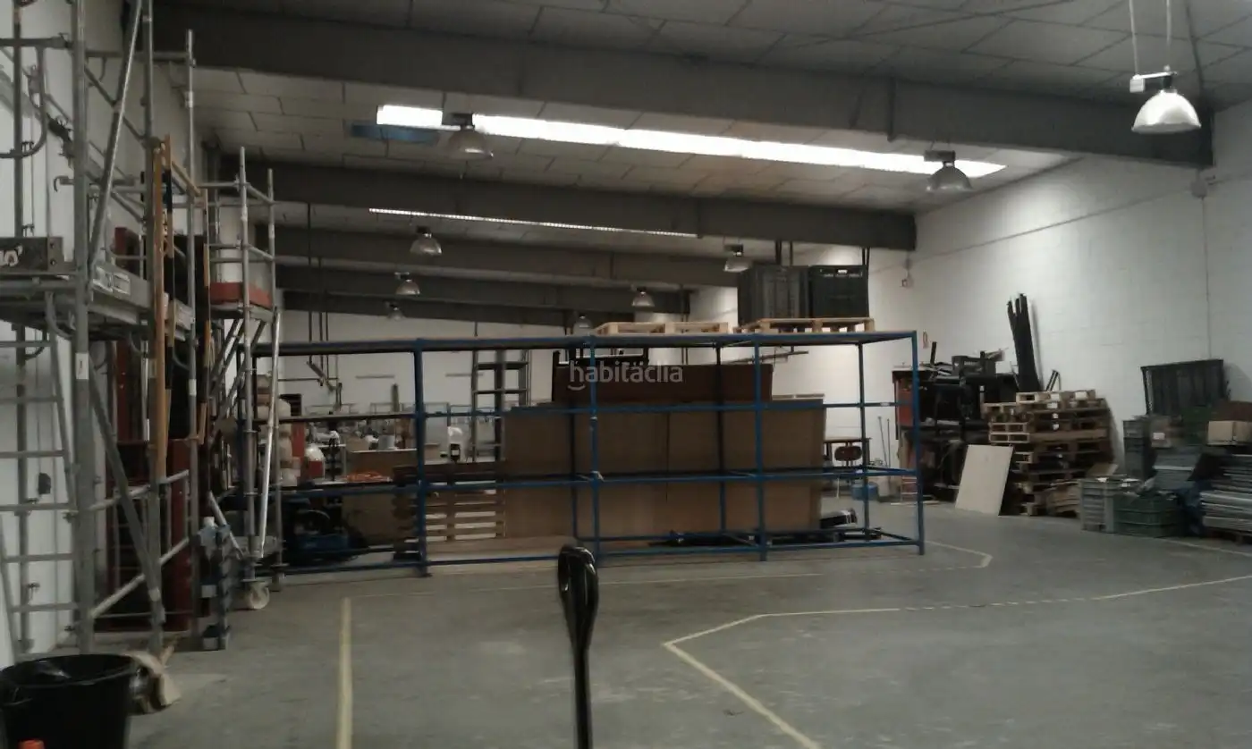 Nave industrial en venta en Carrer de Mata 21, imagen 7