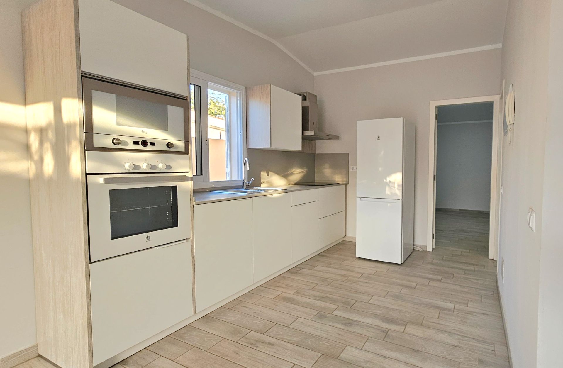 Cuina de Casa adosada en venda en Arona amb Jardí privat, Terrassa i Forn
