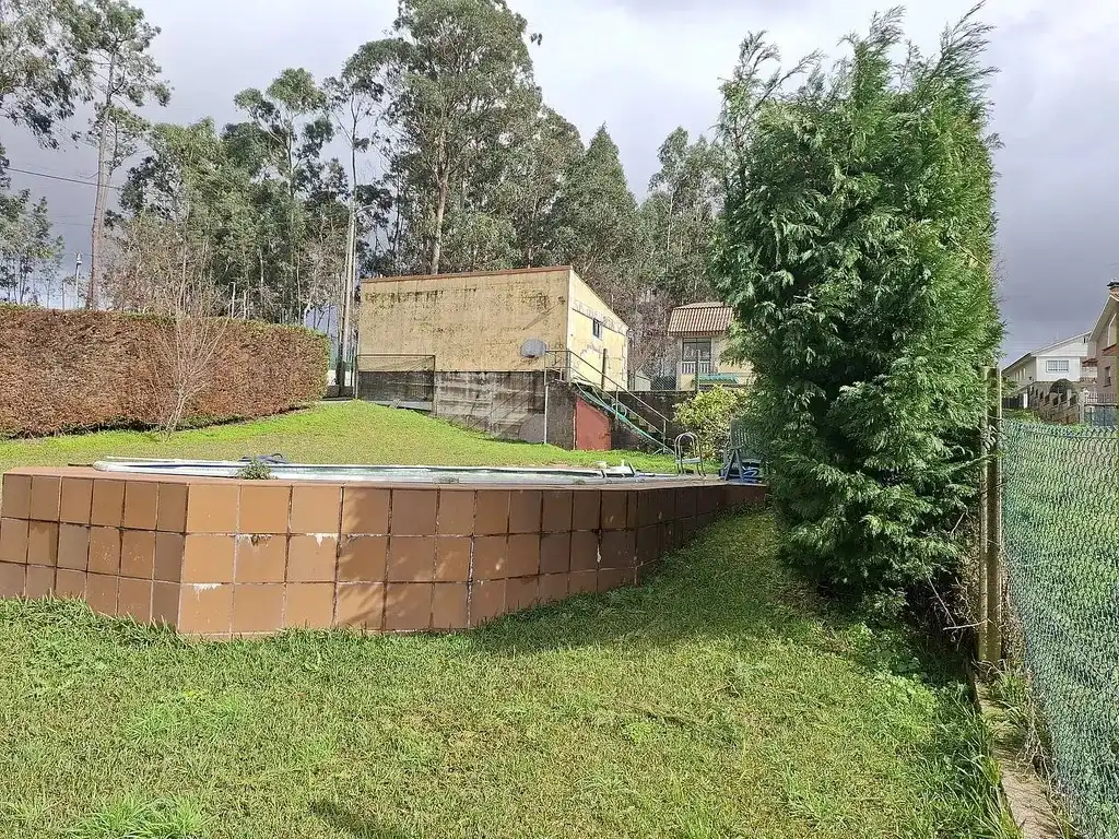 Piscina de Residencial en venda en Vigo 