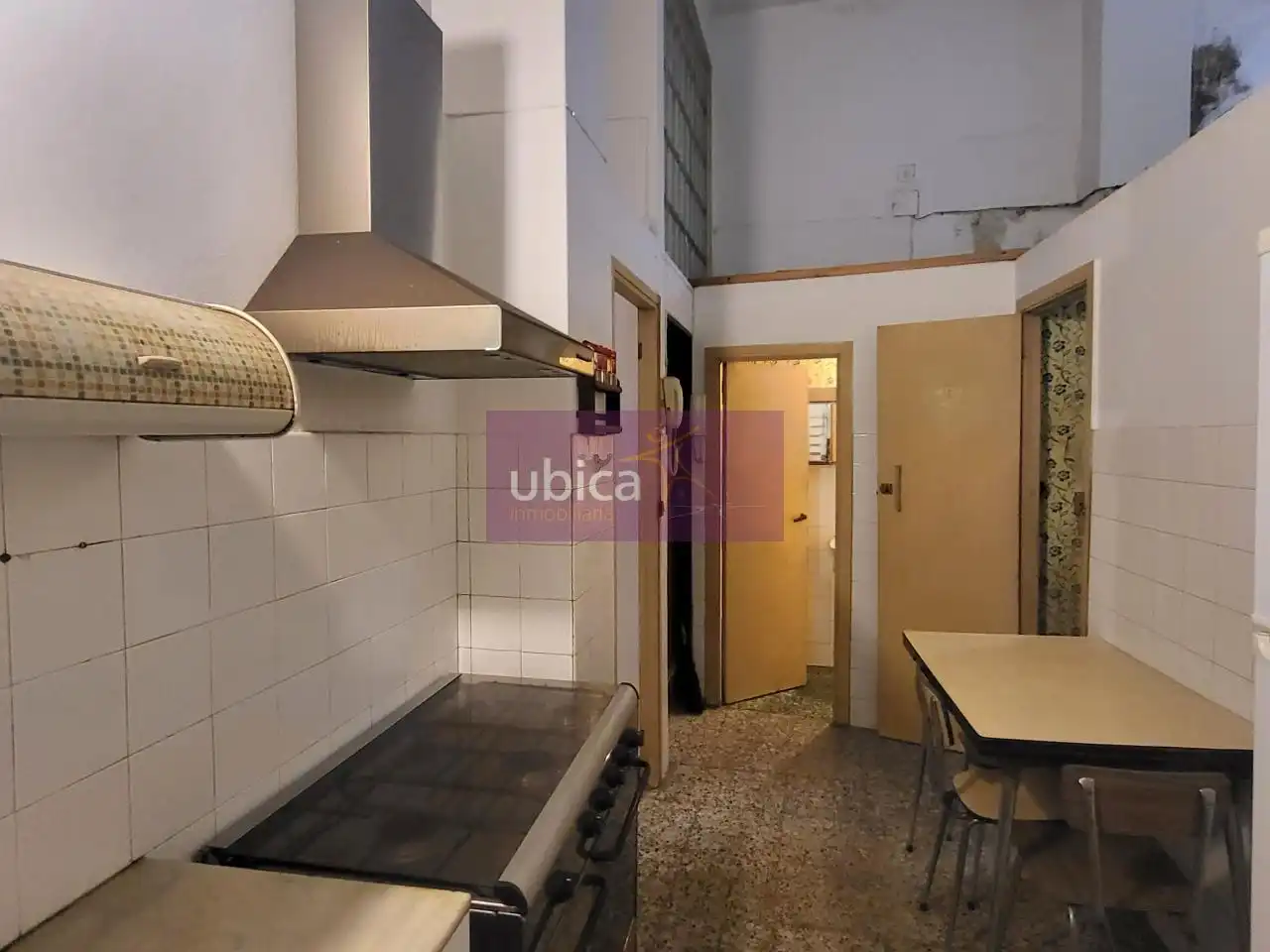 Kitchen of Flat for sale in Vigo   with Storage room and Furnished