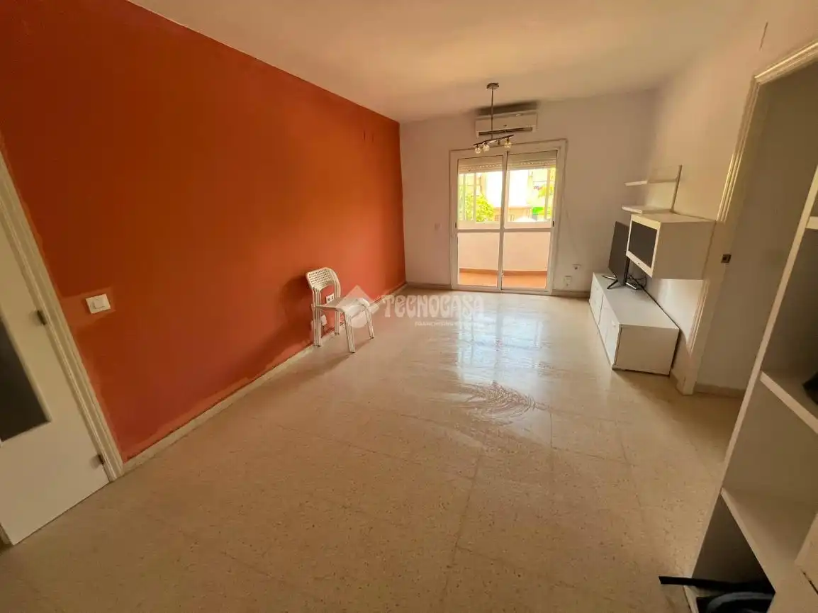 Sala de estar de Piso en venta en Dos Hermanas con Terraza