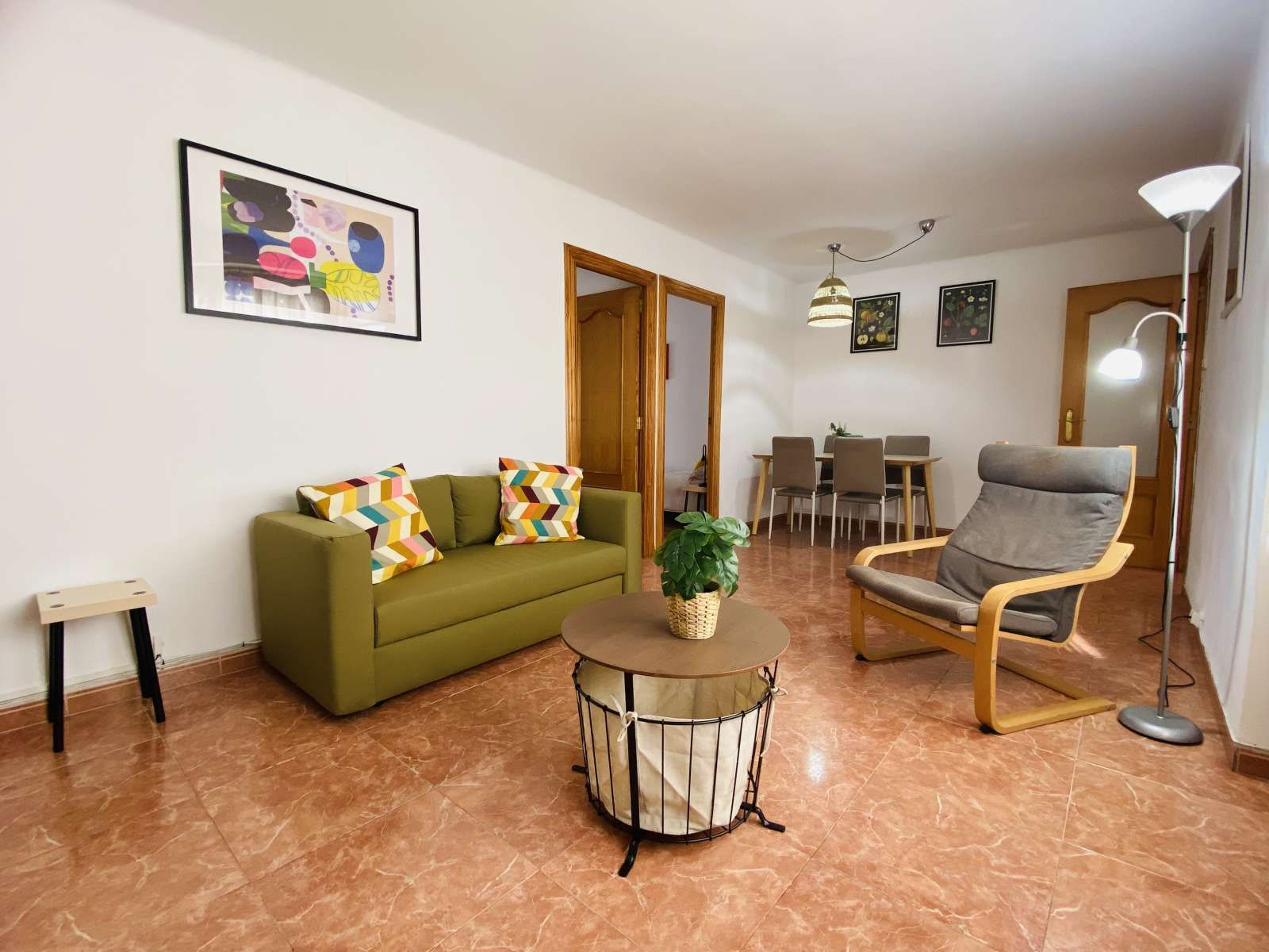 Sala d'estar de Apartament per a compartir en  Valencia Capital amb Aire condicionat i Terrassa