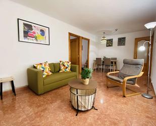Sala d'estar de Apartament per a compartir en  Valencia Capital amb Aire condicionat i Terrassa