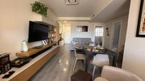Living room of Flat for sale in Vélez-Málaga  with Air Conditioner, Heating and Community pool