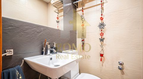 Foto 5 de Casa adosada en venta en Carrer de Tierno Galván, Santa Perpètua de Mogoda, Barcelona