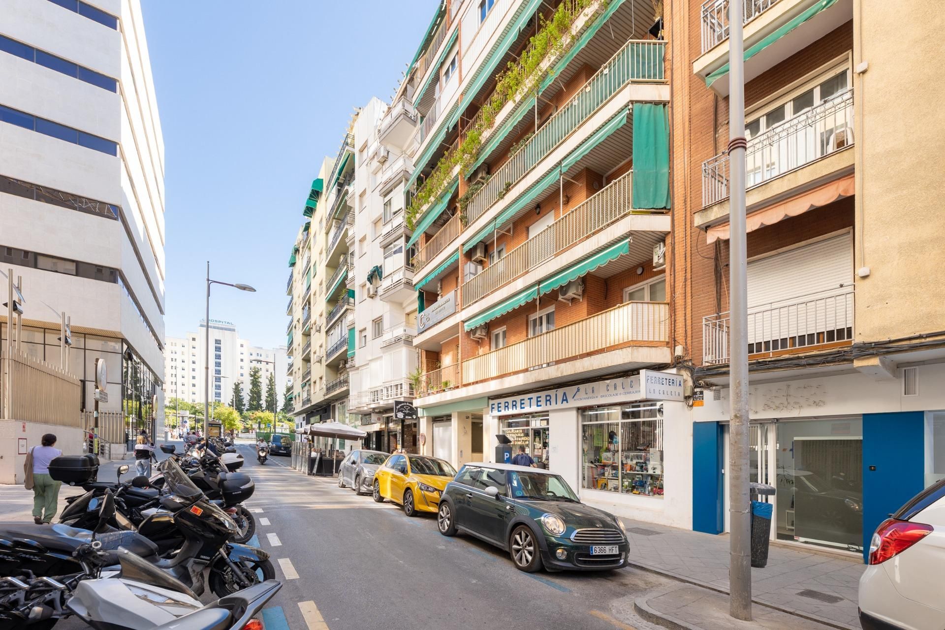 Piso en venta en Calle FAISAN, 5, Pajaritos