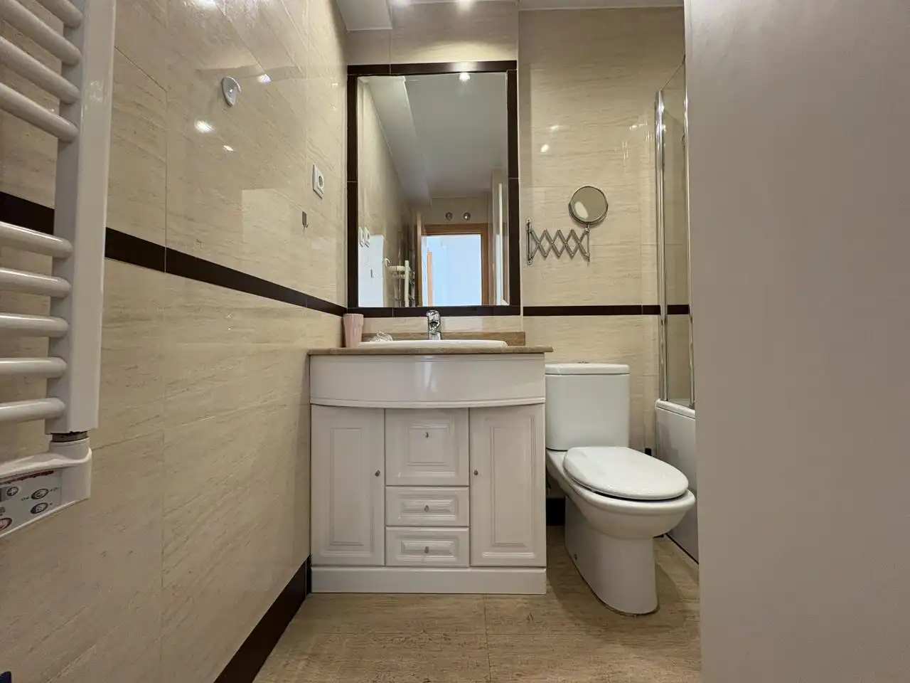 Bathroom of Study for sale in Pozuelo de Alarcón  with Air Conditioner and Heating