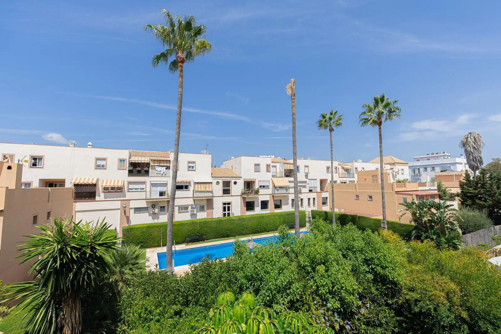 Casa a schiera con piscina in vendita a Punta Plata
