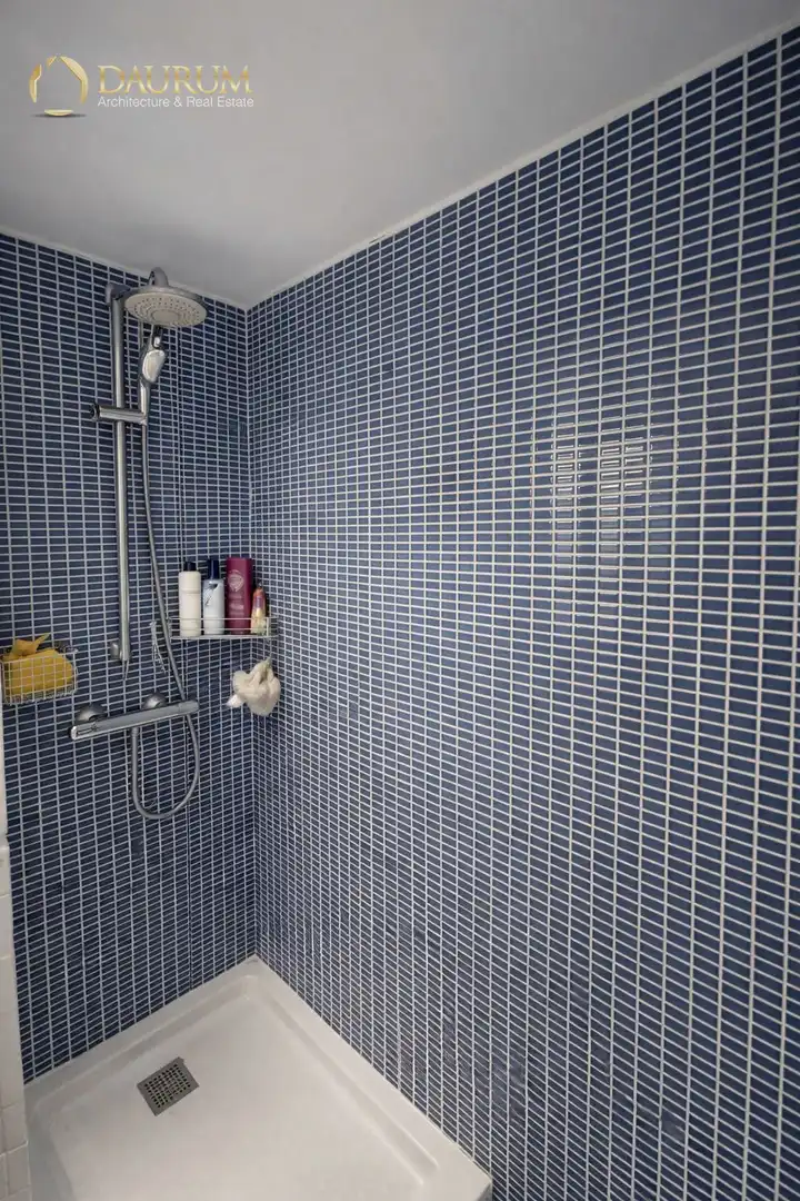 Bany de Pis en venda en San Sebastián de los Reyes amb Aire condicionat, Calefacció i Terrassa