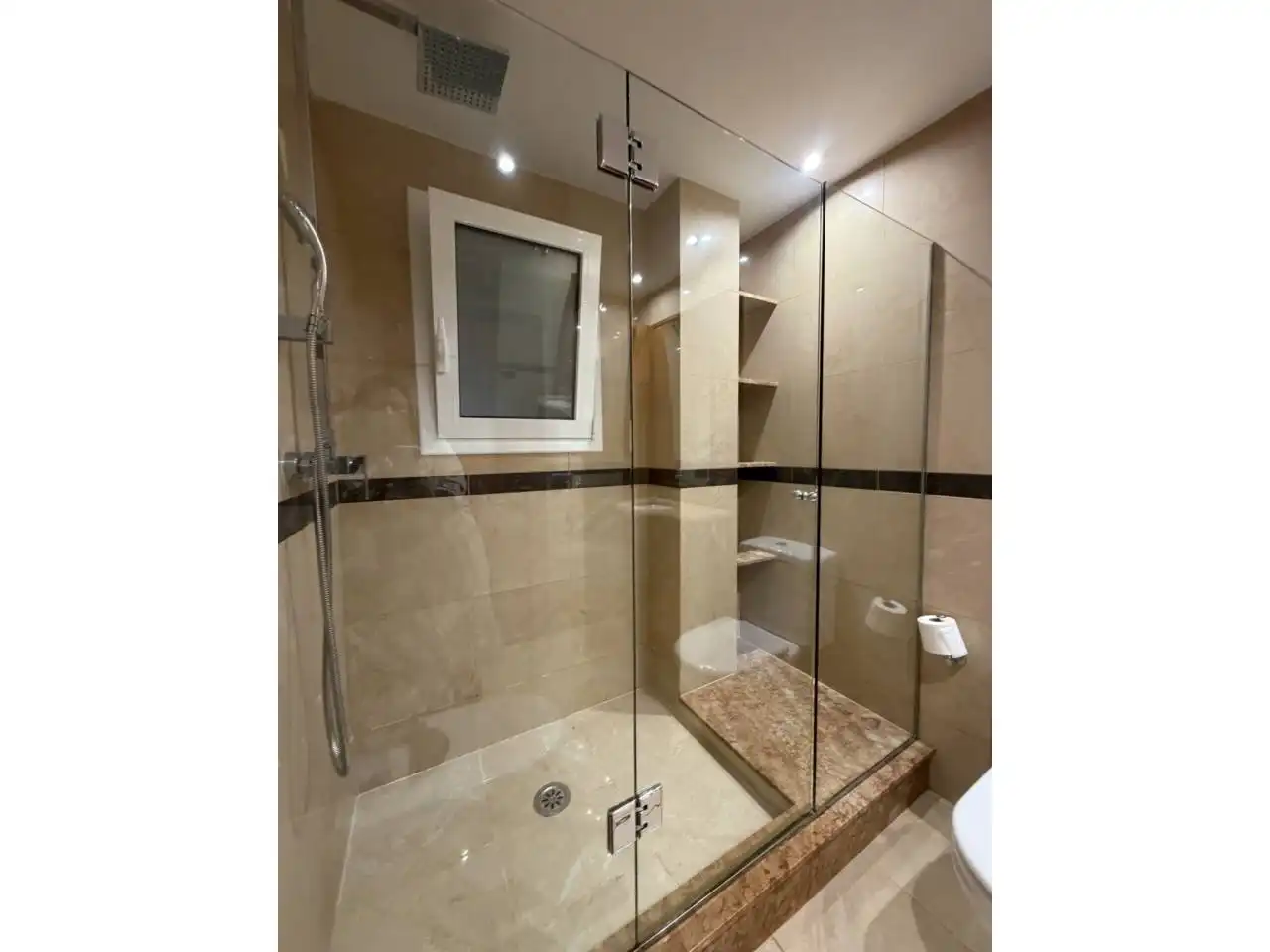 Baño de Casa o chalet de alquiler en Quart con Aire acondicionado, Calefacción y Jardín privado