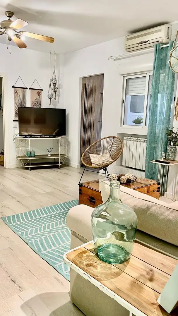 Sala d'estar de Pis en venda en Madrid amb Aire condicionat, Calefacció i Piscina comunitària