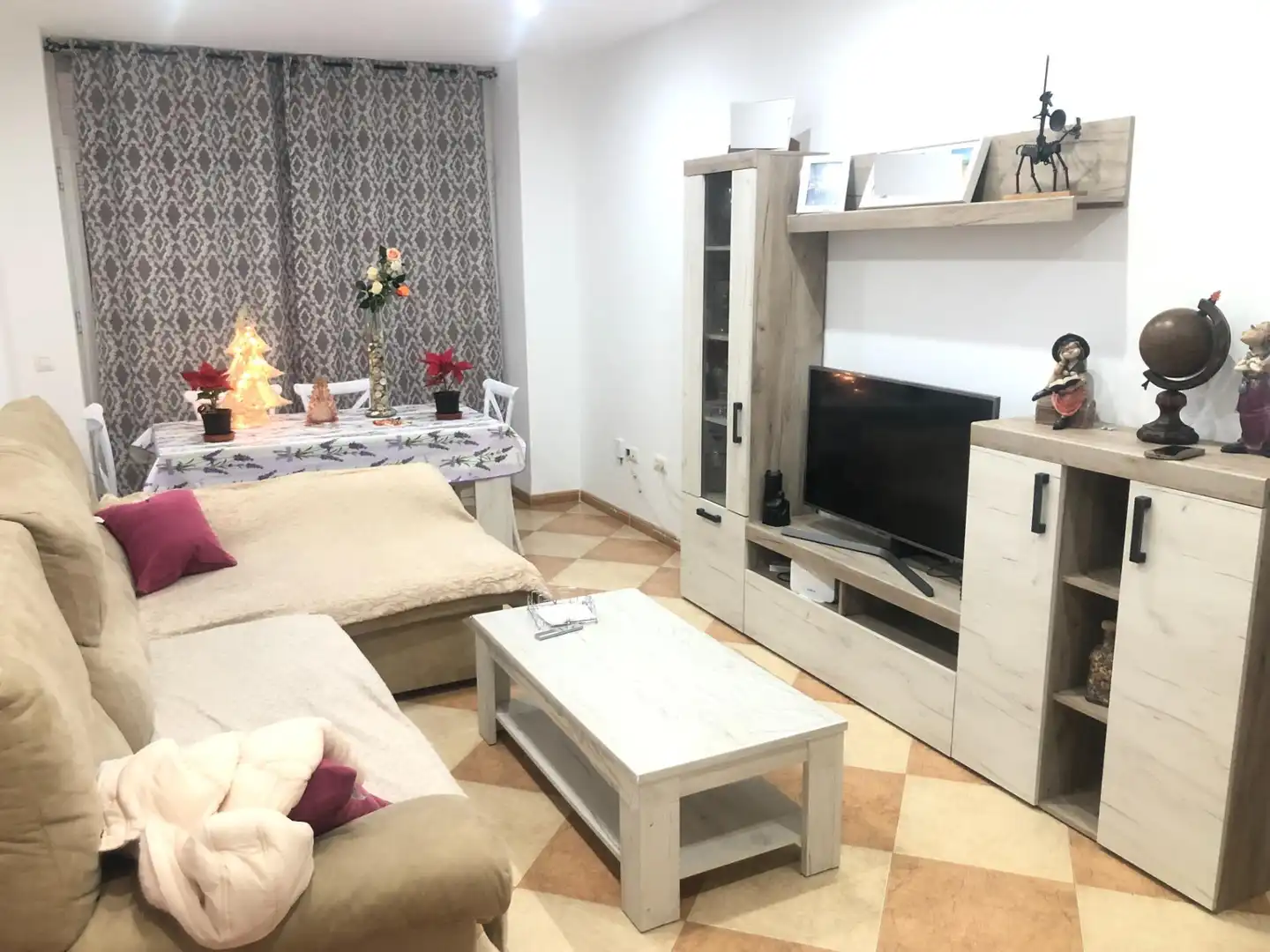Flat with lift for sale in Adra