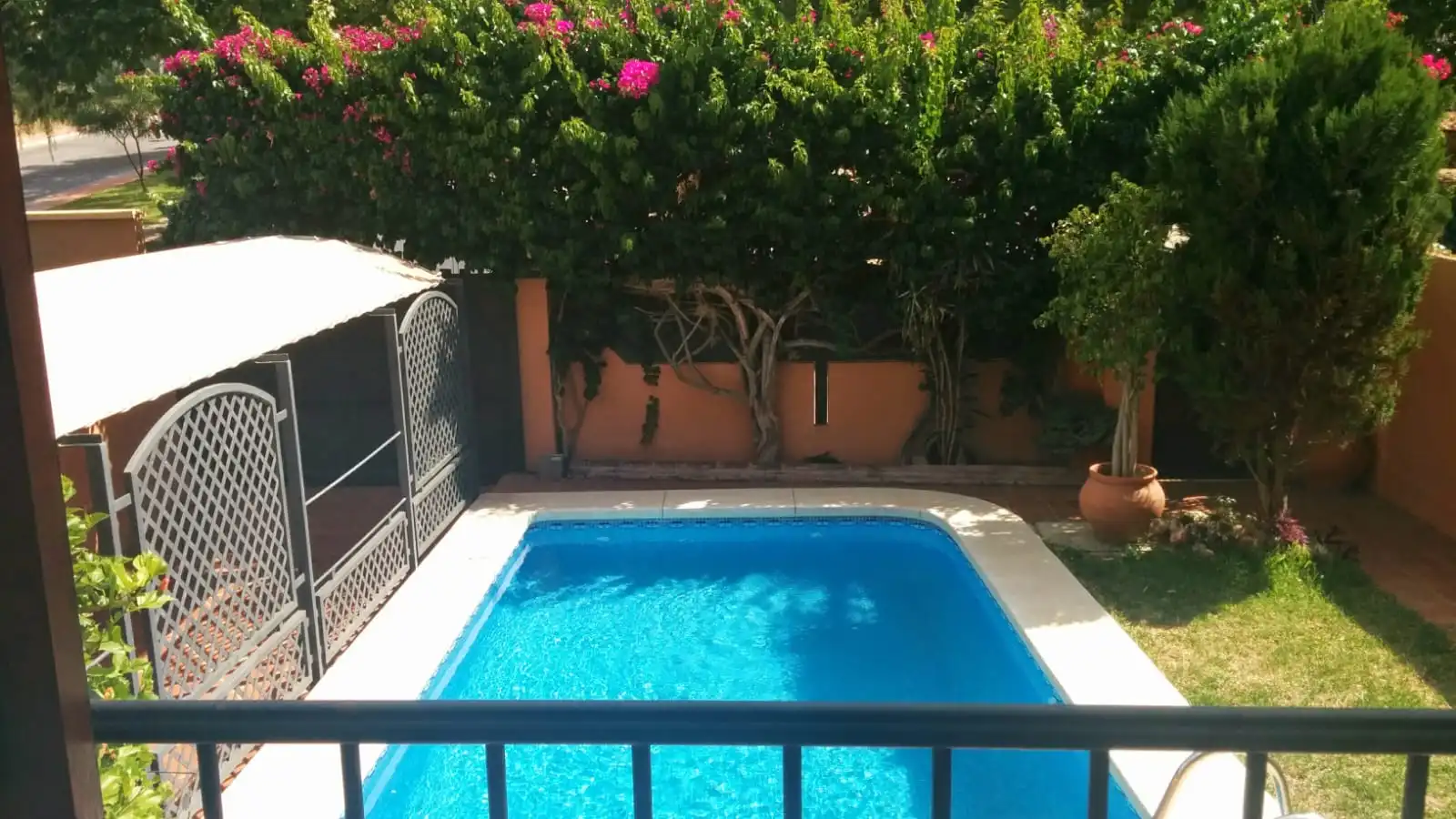 Piscina de Casa adosada de alquiler en Alhaurín de la Torre con Aire acondicionado, Jardín privado y Terraza