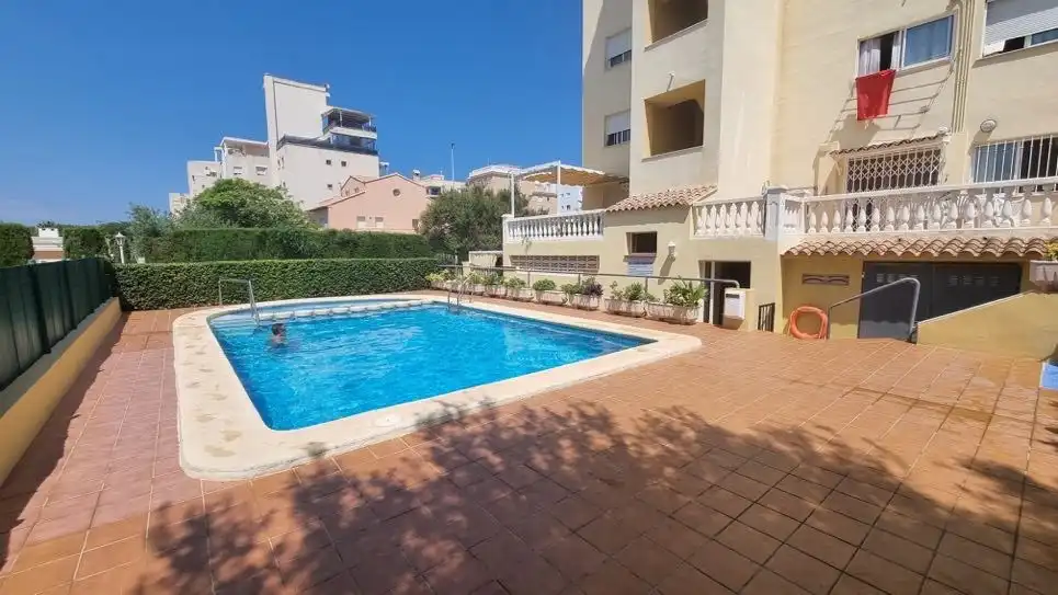 Schwimmbecken von Wohnung zur Miete in Piles mit Klimaanlage, Terrasse und Möbliert