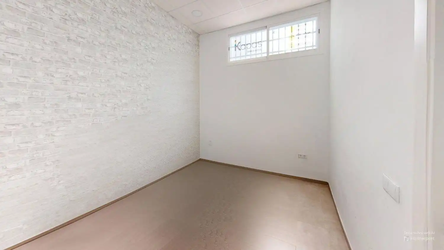 Commercial properties for sale in Sevilla  with Air Conditioner