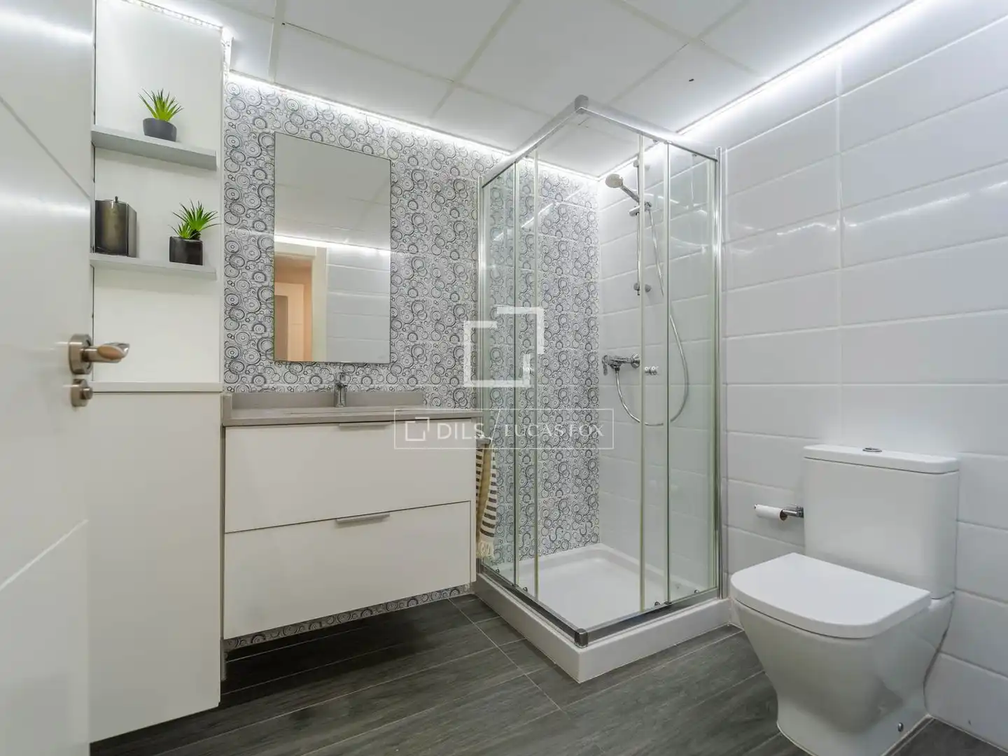 Badezimmer von Wohnung zum Verkauf in Valencia mit Klimaanlage, Heizung und Möbliert