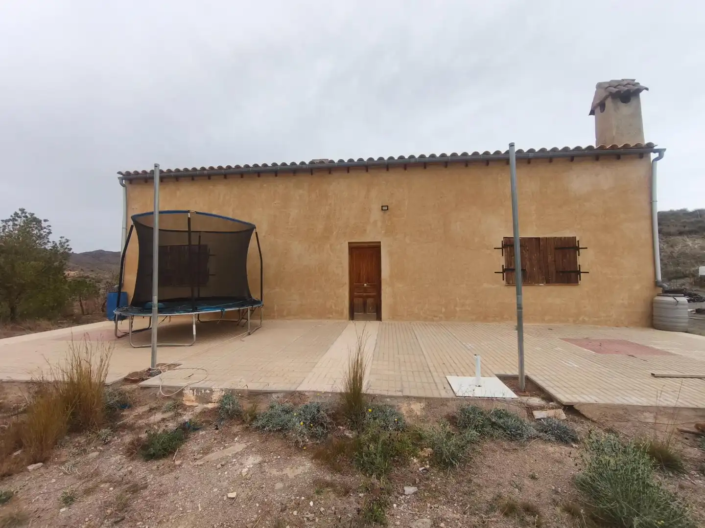 Casa amb jardí en venda a Tébar - Los Arejos