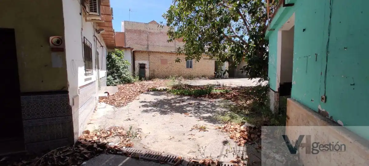 Industrial buildings for sale in Puerto Serrano