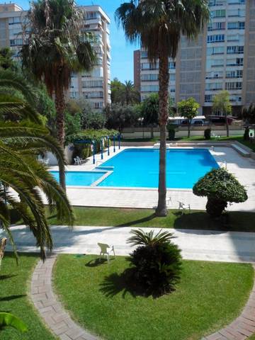 Apartamento en Alquiler en Avenida de Holanda, 11 en Playa de San Juan