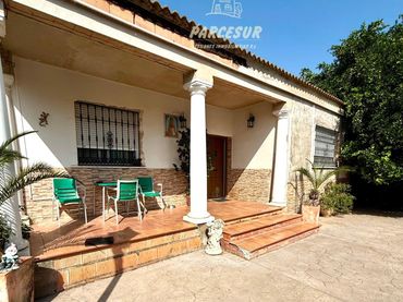 Casa con piscina en venta en Periurbano Este - Campiña