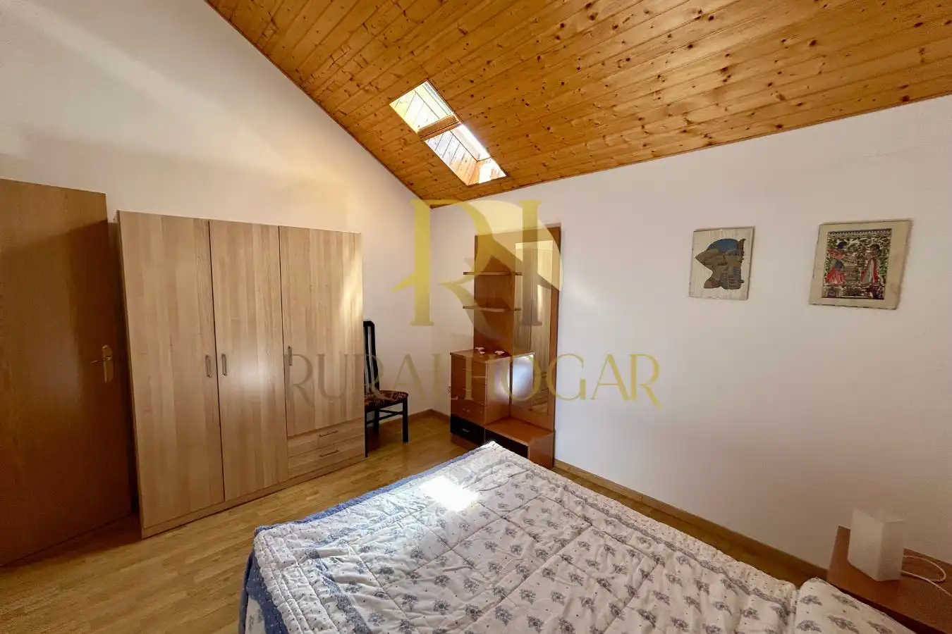 Schlafzimmer von Wohnung zum Verkauf in Cabrillanes