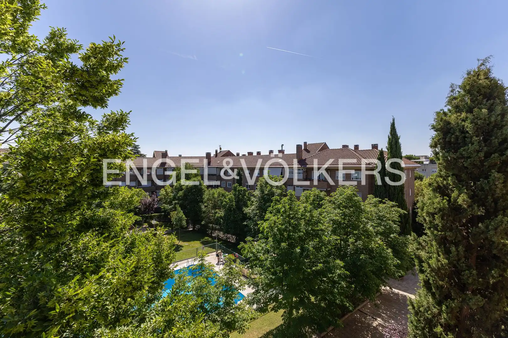 Garden of Attic for sale in Pozuelo de Alarcón  with Air Conditioner, Heating and Balcony
