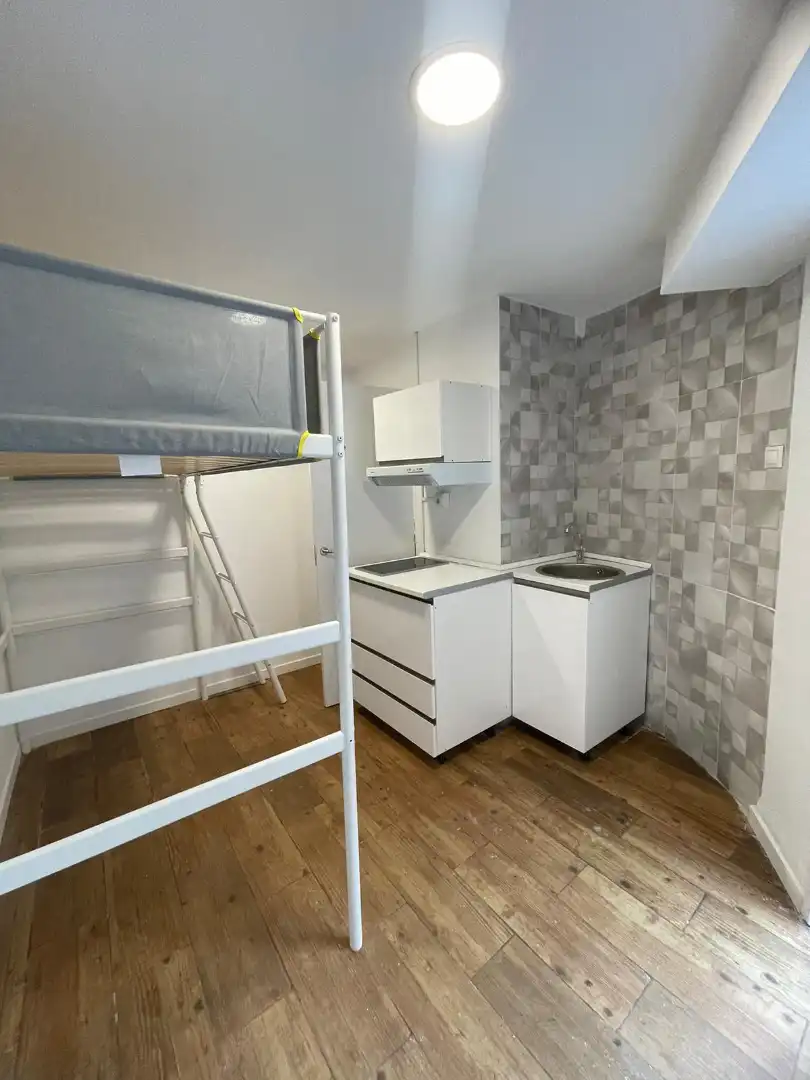 Local comercial en venta en Carrer de la Conca de Tremp, imagen 2