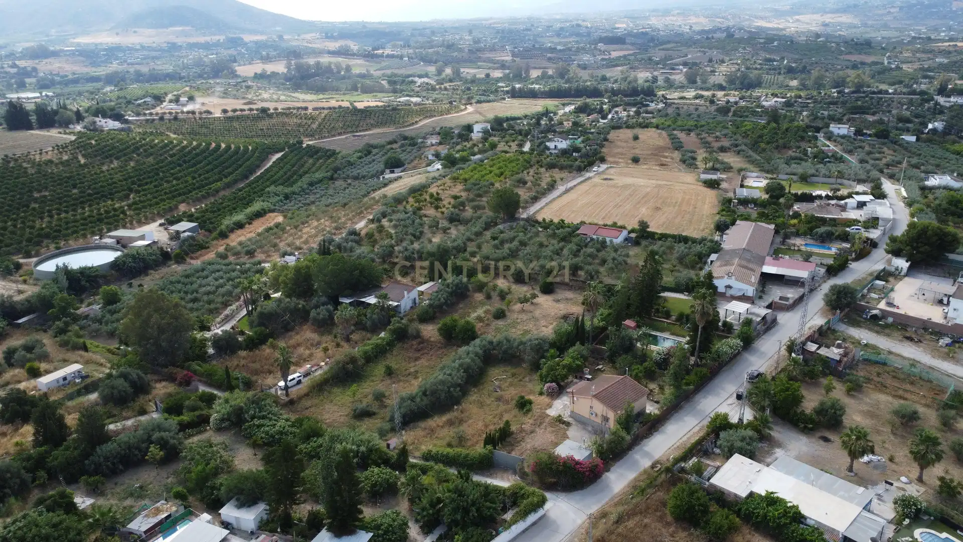 Finca rústica en venta en Alhaurín El Grande con Aire acondicionado, Jardín privado y Trastero