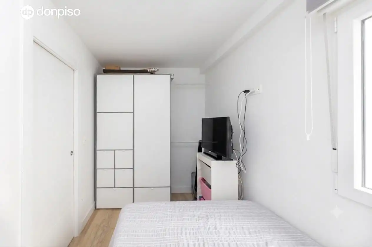 Habitación de Piso de alquiler en Granada con Terraza