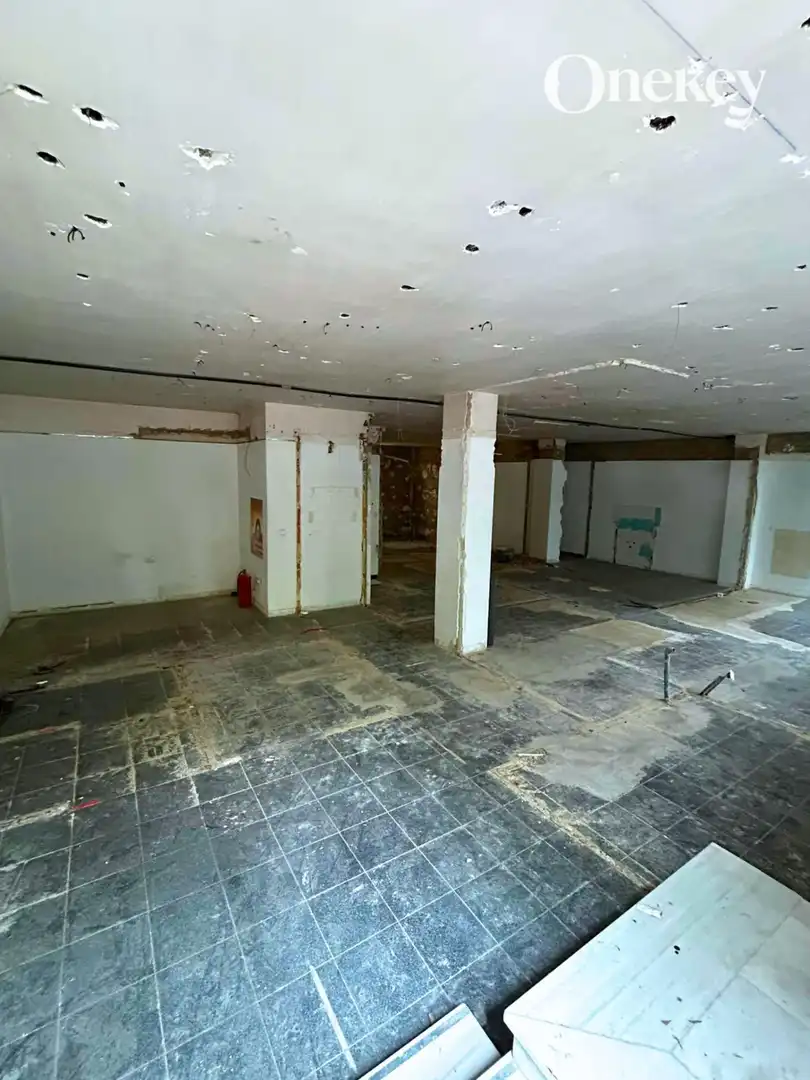 Business premises for sale in Sur