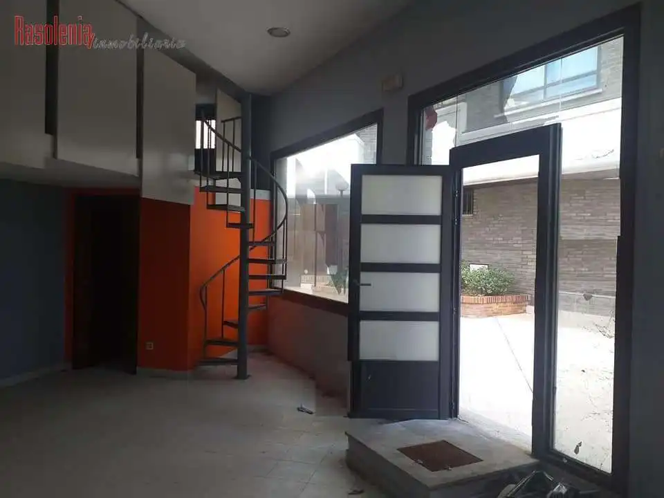 Local comercial en venda a ZAMORA, imagen 4