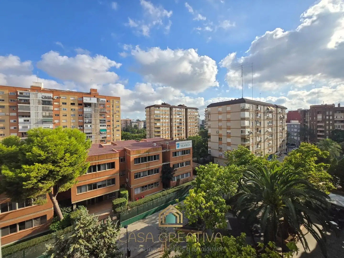 Vista exterior de Piso de alquiler en Valencia con Terraza, Amueblado y Balcón