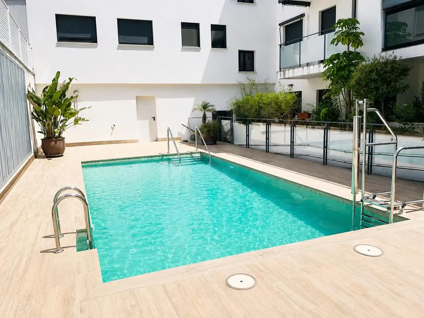 Swimming pool of Attic for sale in Sevilla  with Air Conditioner, Heating and Terrace