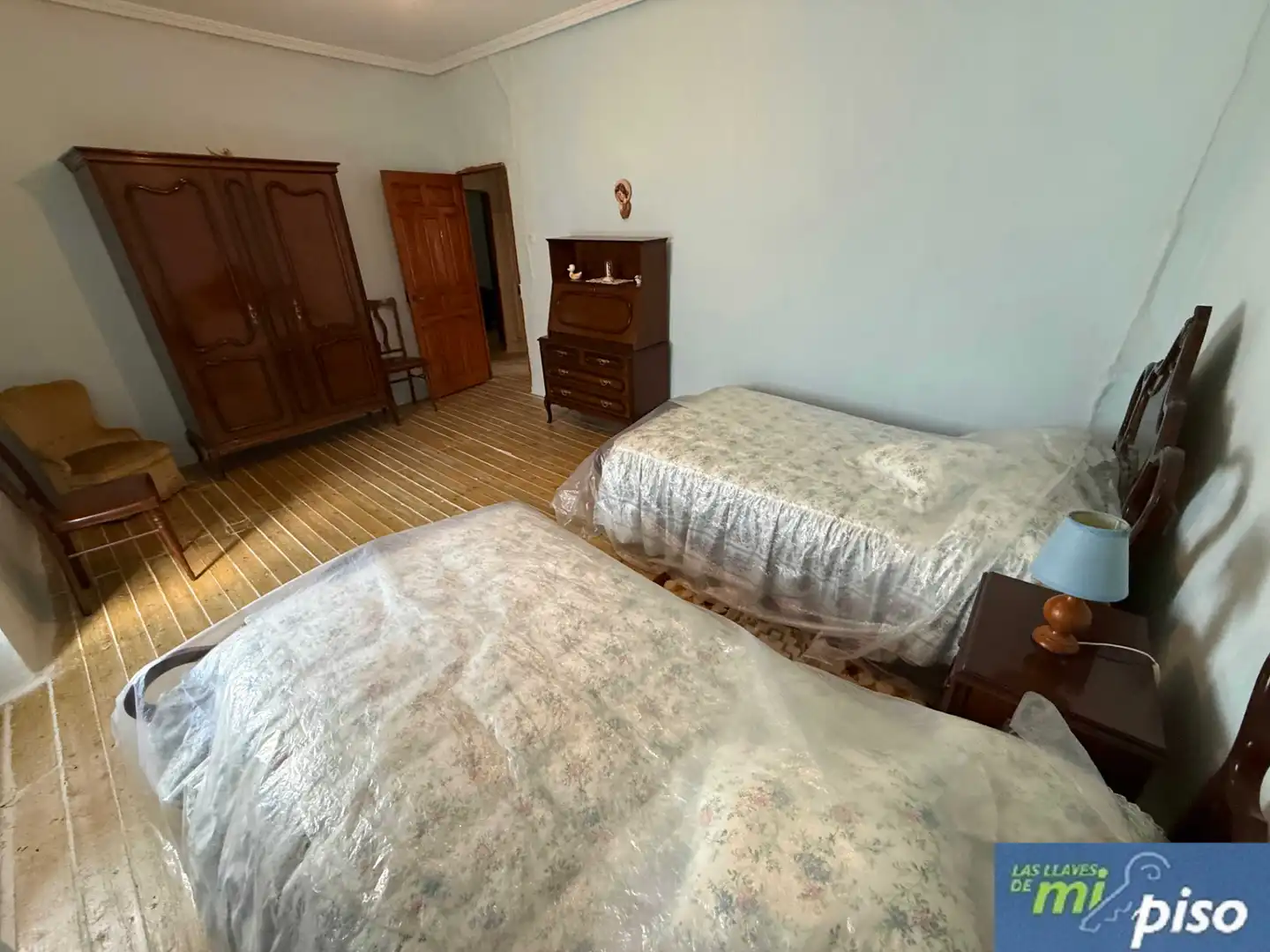 Dormitori de Casa o xalet en venda en Camporredondo amb Jardí privat, Parquet i Terrassa