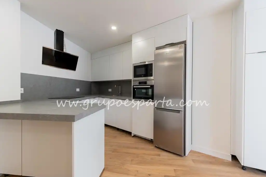 Flat for rent in Plaza De Cuba, 1, Los Remedios
