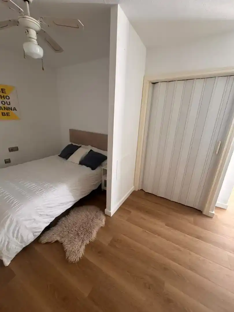 Schlafzimmer von Wohnung zur Miete in Vícar mit Klimaanlage