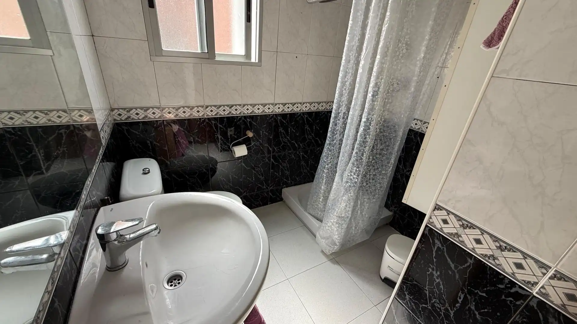 Bany de Pis en venda en Huelva