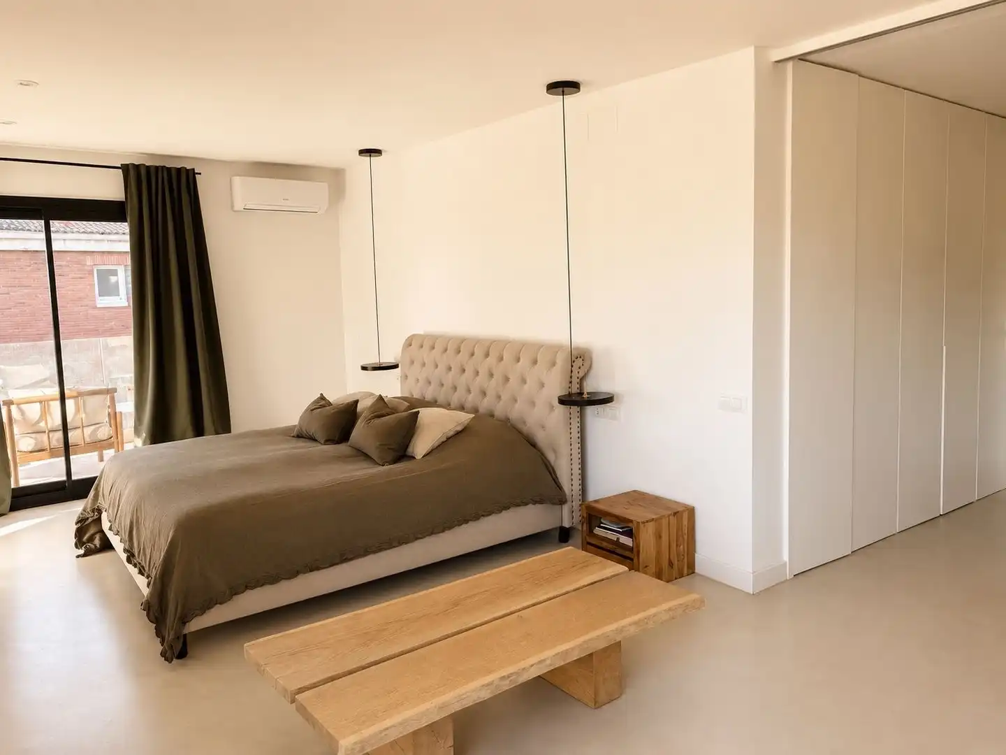 Schlafzimmer von Haus oder Chalet zur Miete in Sant Just Desvern mit Klimaanlage, Heizung und Terrasse