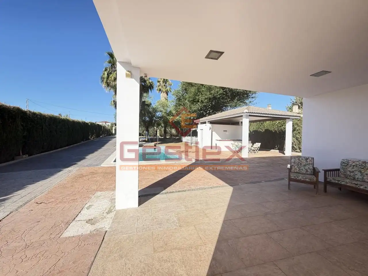 Vista exterior de Casa o chalet en venta en Almendralejo